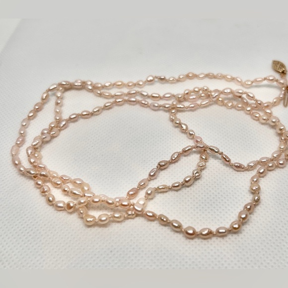 Rice pearl necklace with 14k gold clasp 38” - Picture 4 of 8